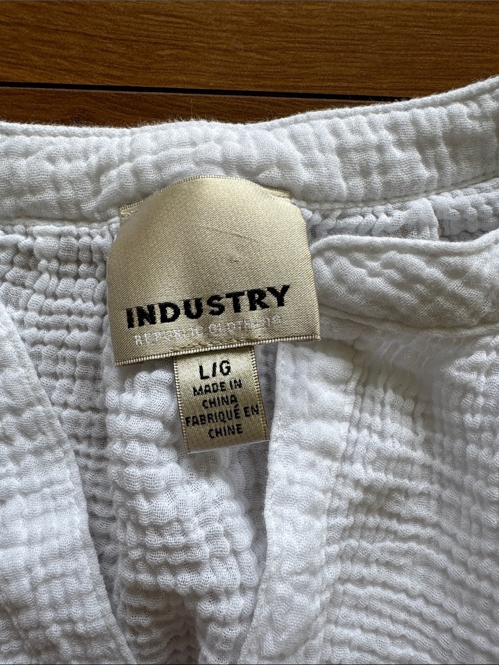 INDUSTRY White Cotton Popover L - Picture 2 of 5